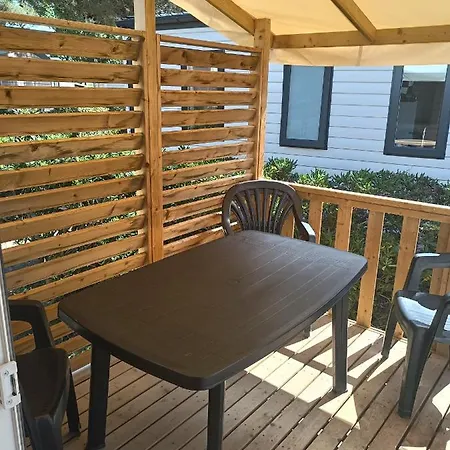 אתר קמפינג Mobil-home Premium 122 נרבון